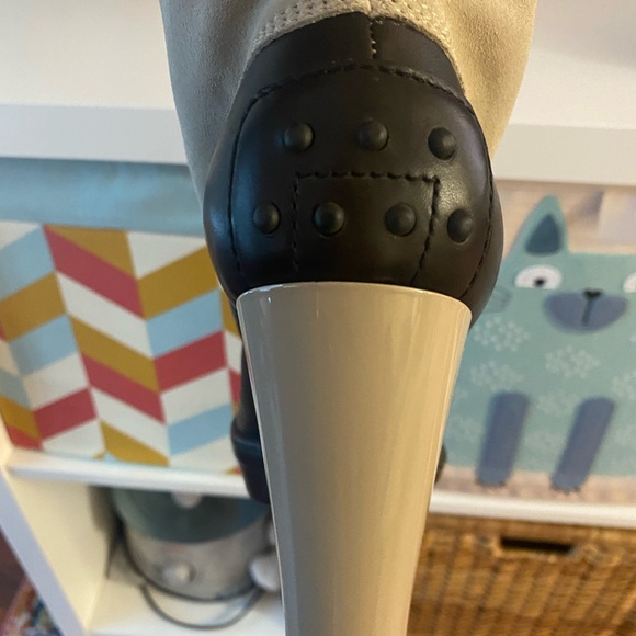 Tod’s leather/suede ankle booties, mint condition! - Picture 3 of 8